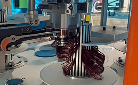 行業 | 電工 | 臺達單頭立繞機方案憑可編步序平臺，實力破圈